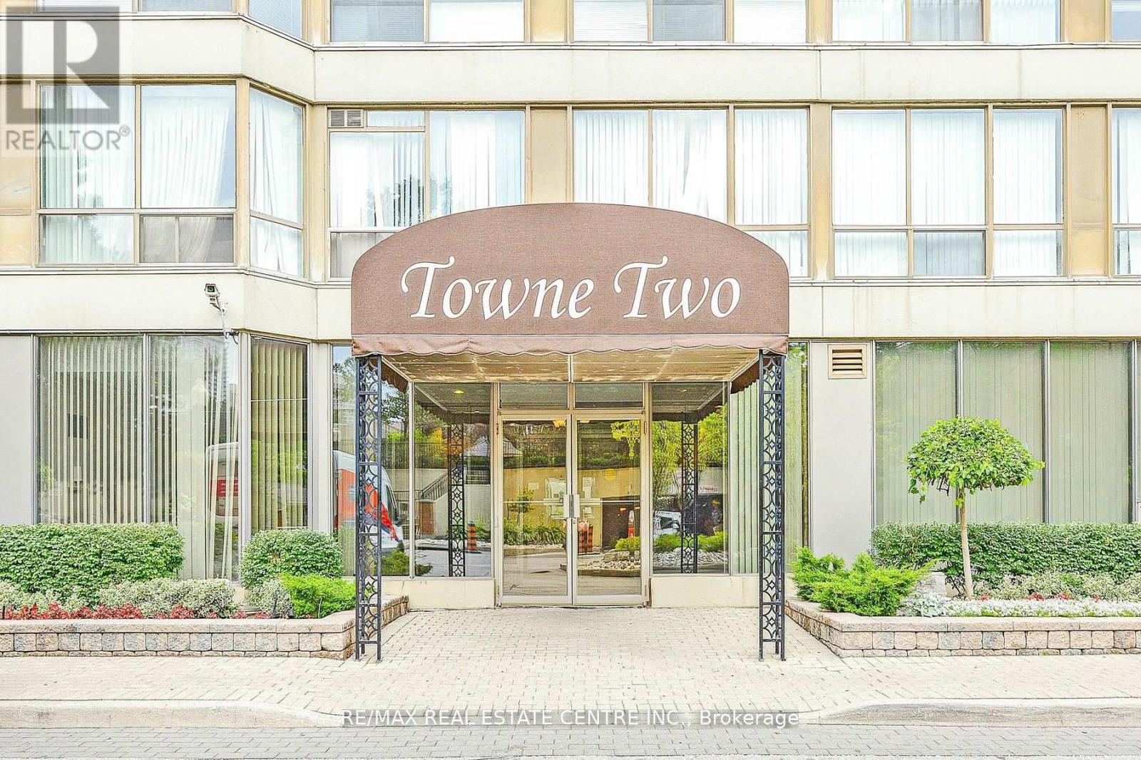 1805 - 55 Elm Drive, Mississauga, Ontario  L5B 3Z3 - Photo 4 - W12221434