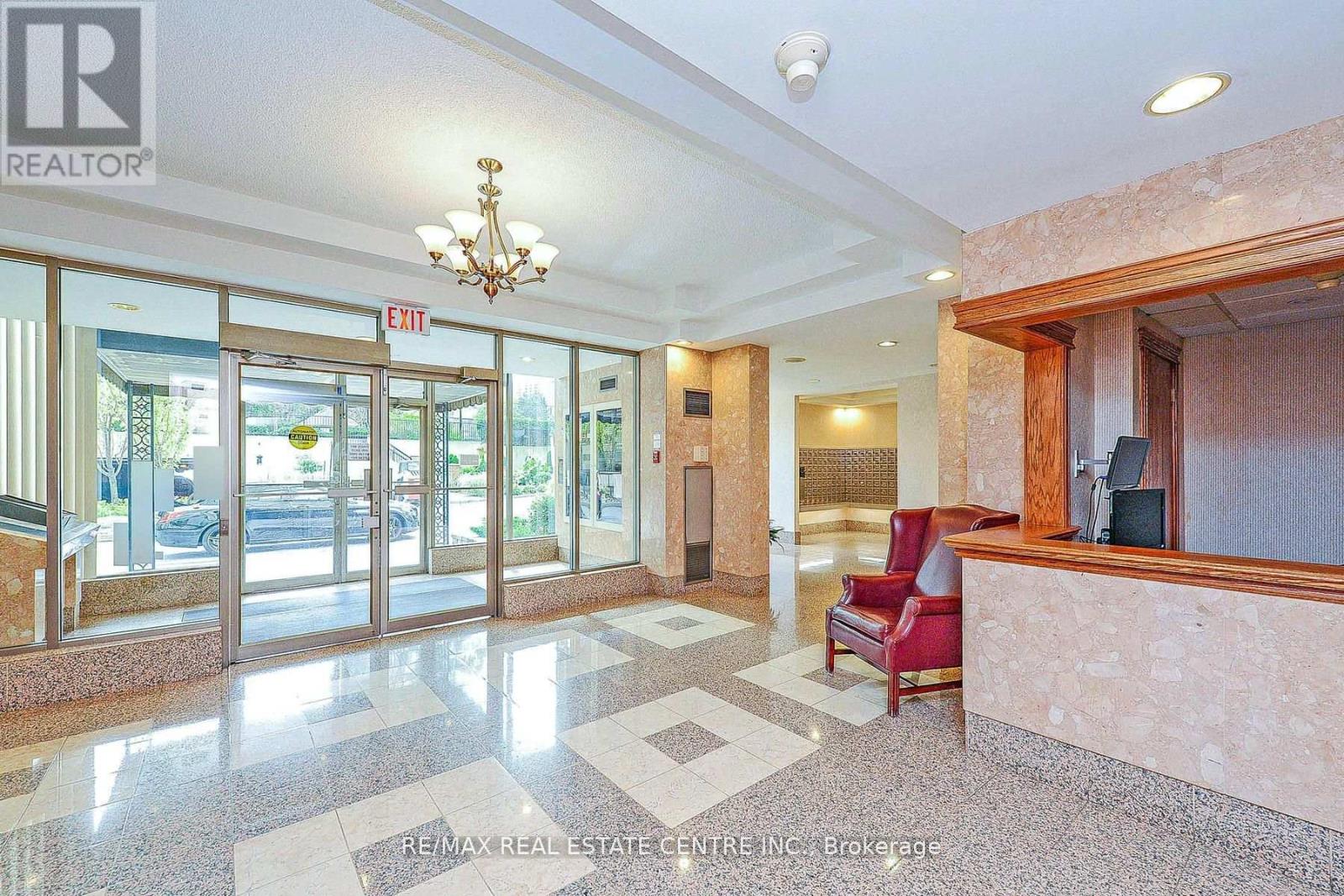 1805 - 55 Elm Drive, Mississauga, Ontario  L5B 3Z3 - Photo 43 - W12221434