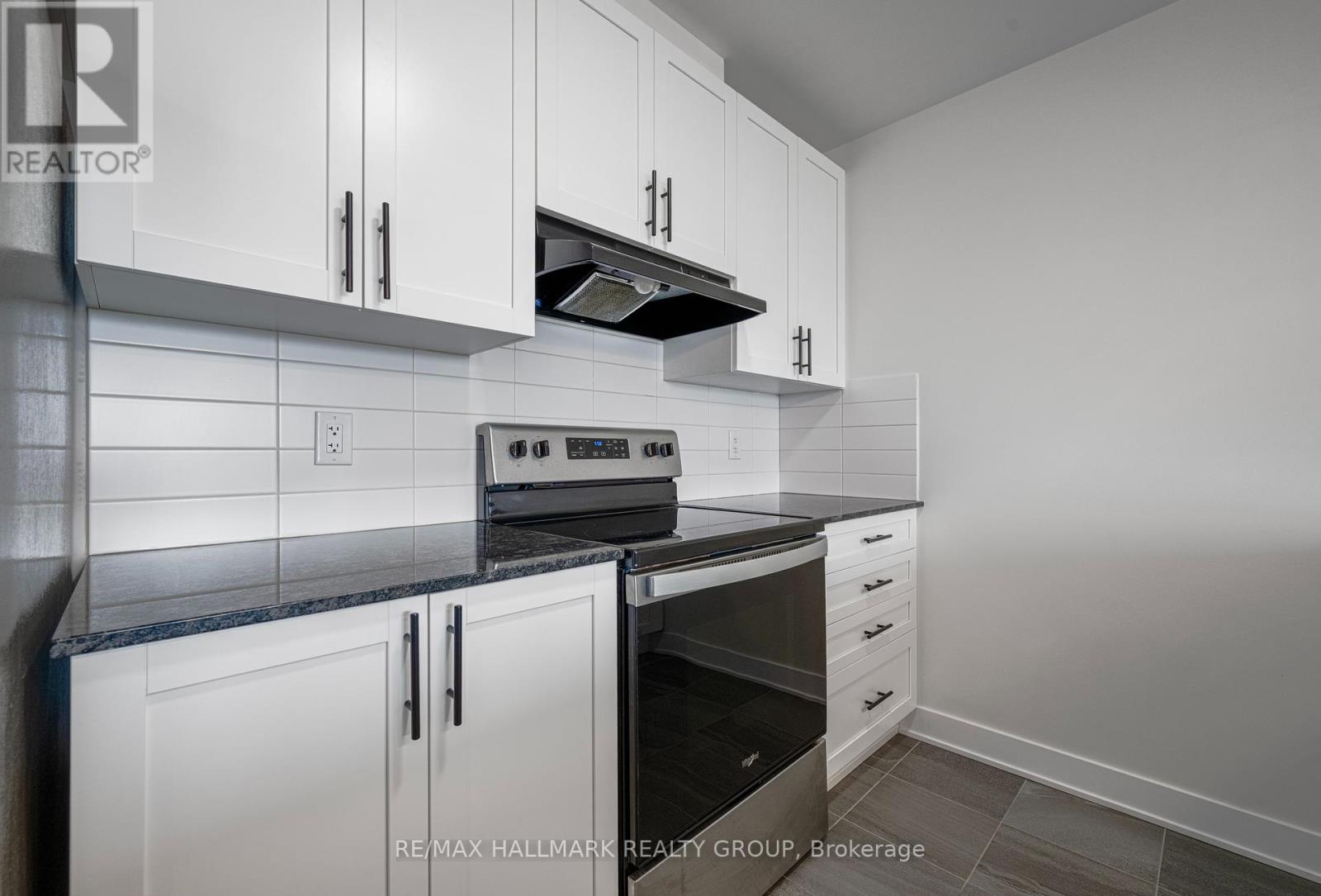 6357 Perth Street, Ottawa, Ontario  K0A 2Z0 - Photo 17 - X12221453