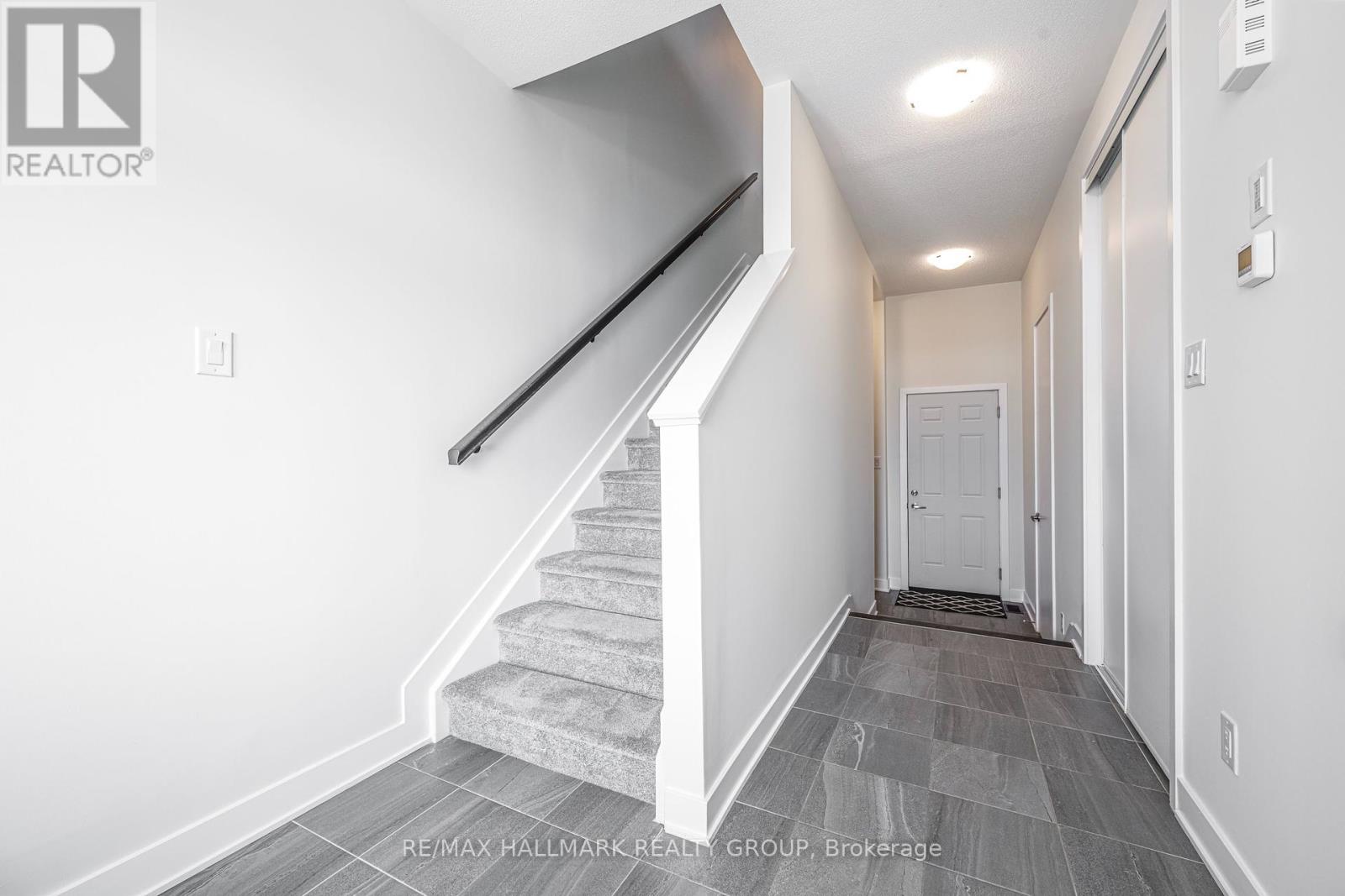 6357 Perth Street, Ottawa, Ontario  K0A 2Z0 - Photo 6 - X12221453