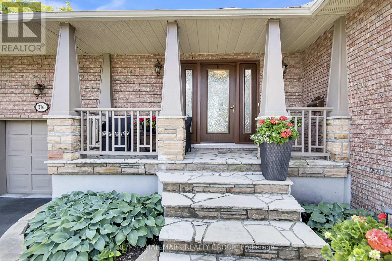 Property at 216 GRANDVIEW ROAD image 4