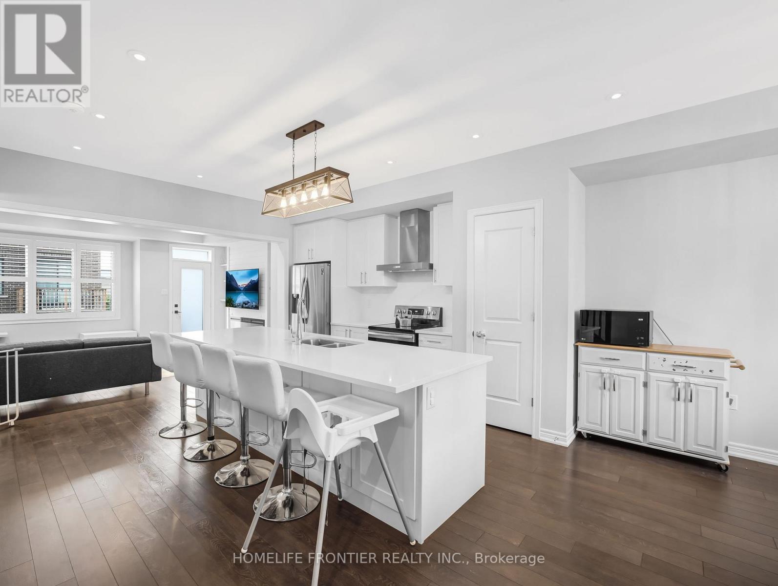 27 Rapids Lane, Hamilton (Vincent), Ontario  L8K 5J3 - Photo 17 - X12221379