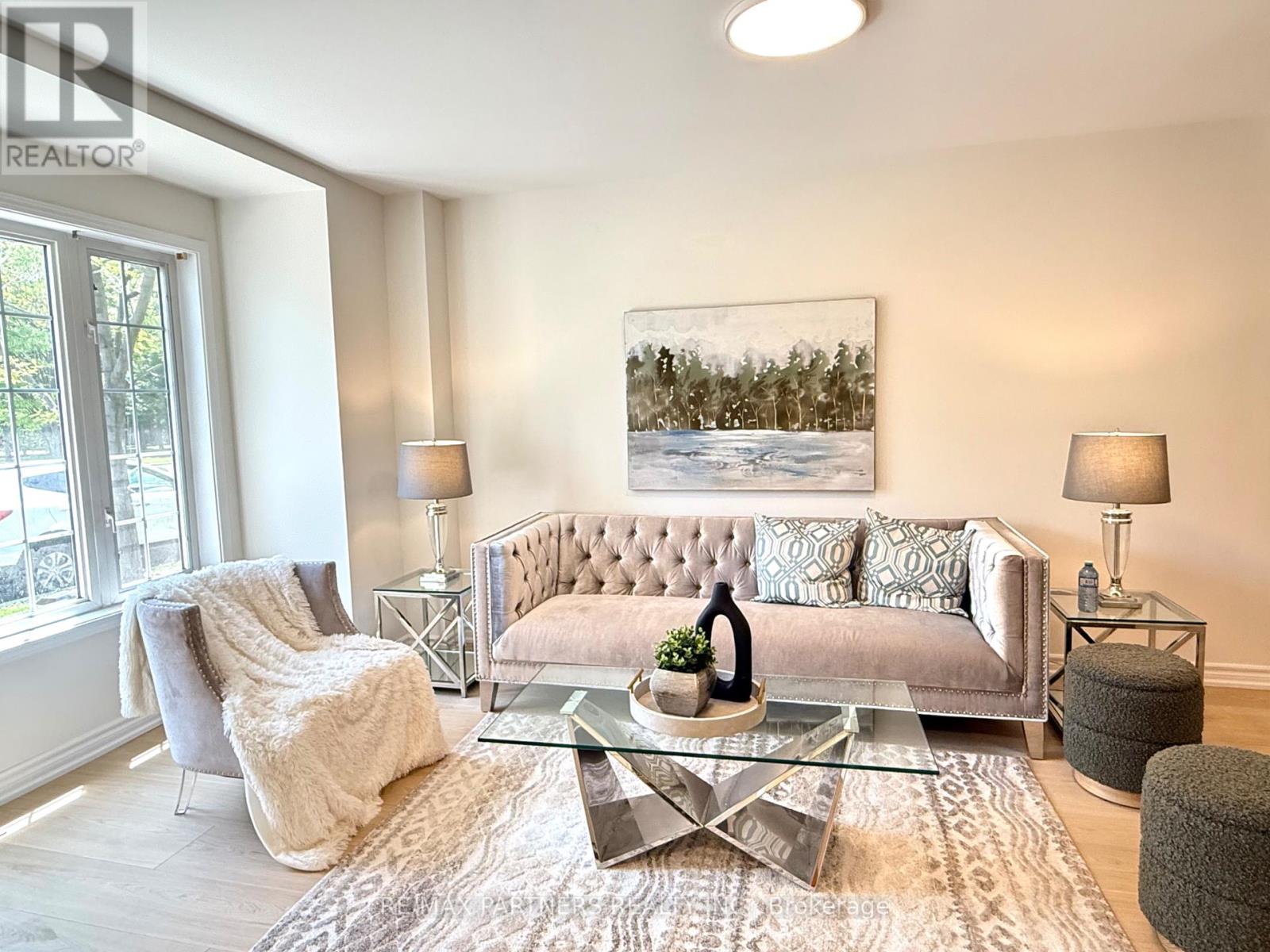 Property at 516 BUR OAK AVENUE image 3