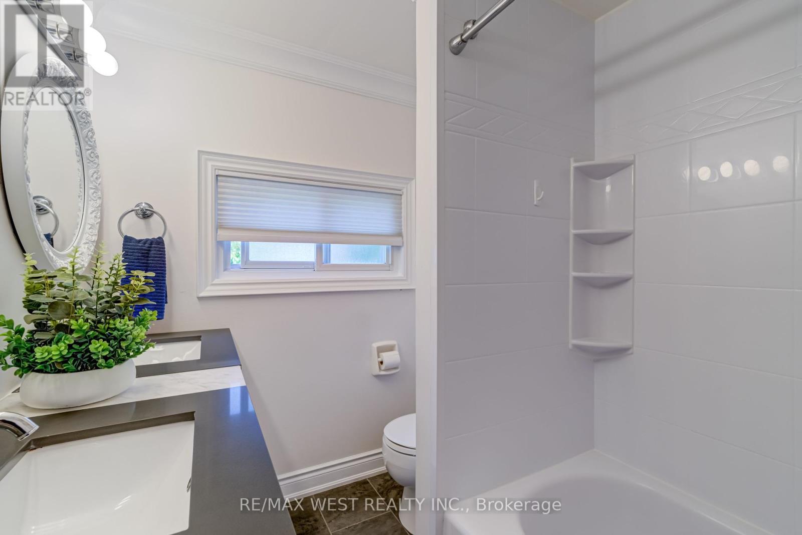 31 Beaver Street, Halton Hills (Glen Williams), Ontario  L7G 3P6 - Photo 15 - W12220873