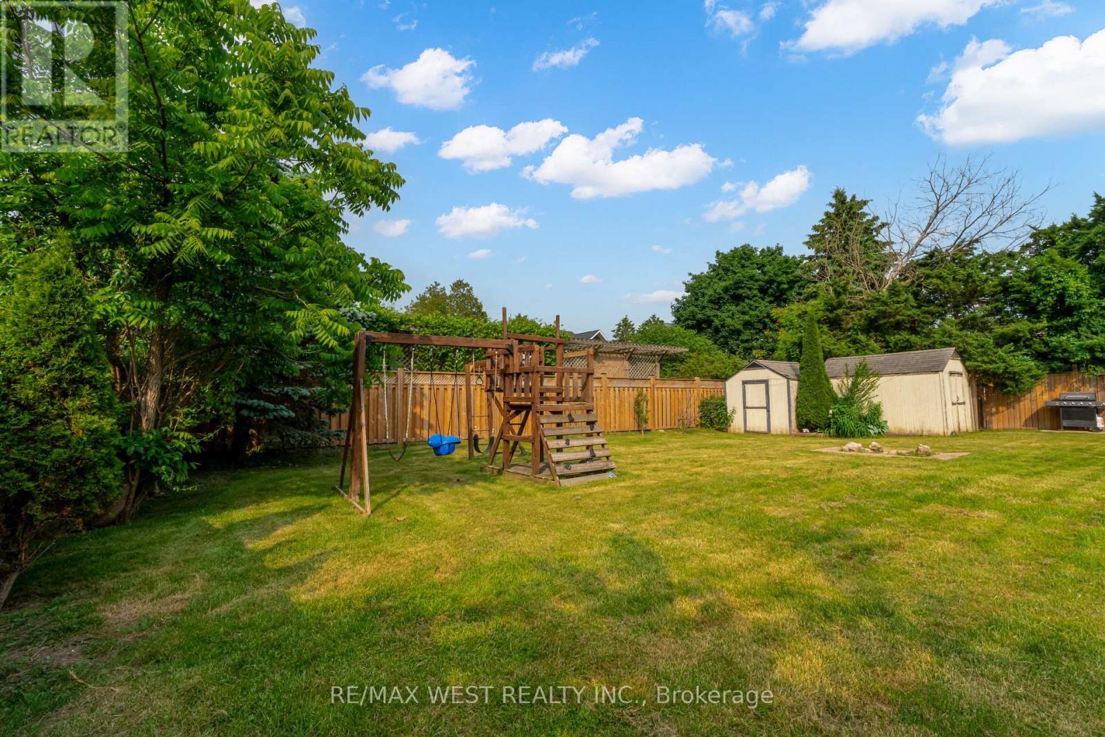 31 Beaver Street, Halton Hills (Glen Williams), Ontario  L7G 3P6 - Photo 26 - W12220873