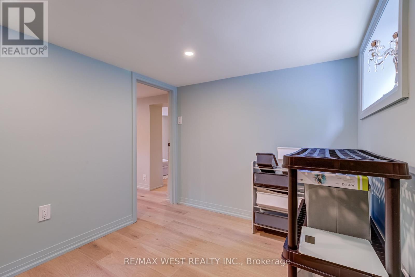 31 Beaver Street, Halton Hills (Glen Williams), Ontario  L7G 3P6 - Photo 21 - W12220873