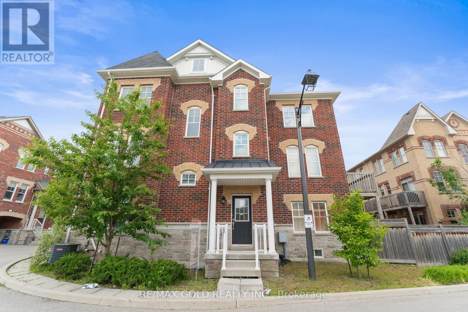 Property at 25 - 10 PORTER AVENUE W image 1