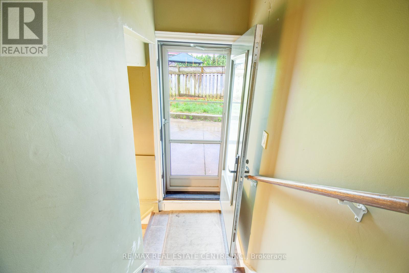 2518 Stillmeadow Road, Mississauga (Cooksville), Ontario  L5B 1X7 - Photo 24 - W12221470
