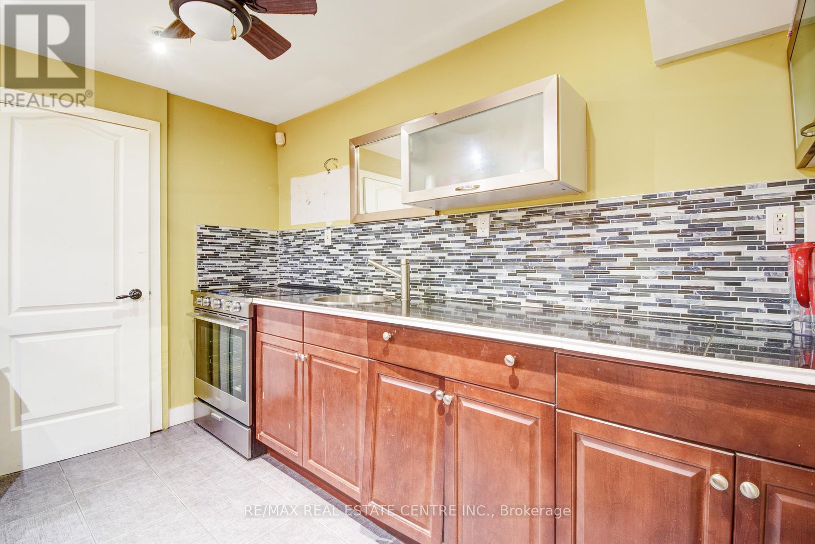 2518 Stillmeadow Road, Mississauga (Cooksville), Ontario  L5B 1X7 - Photo 29 - W12221470