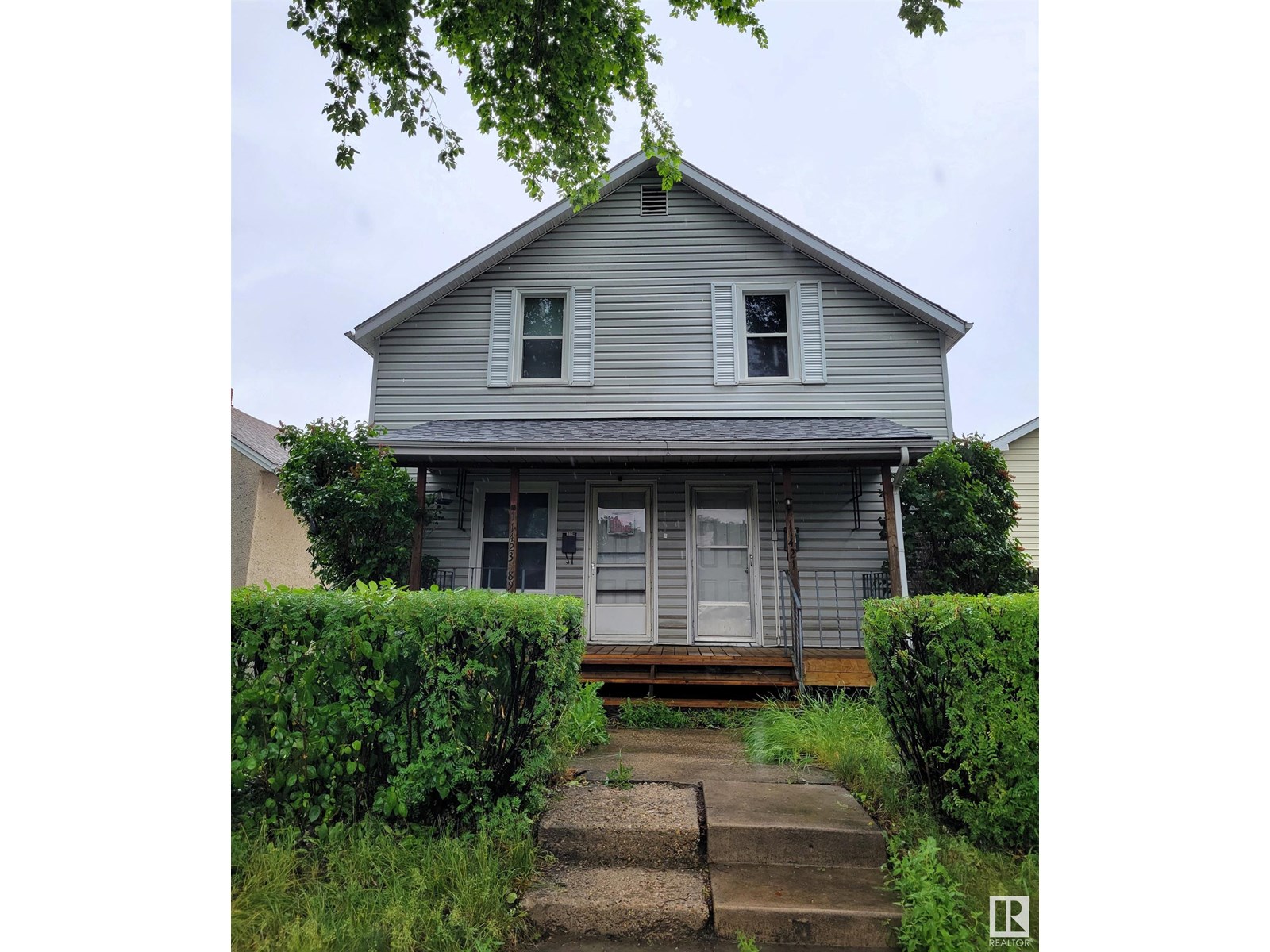 Property at 11421 11423 89 ST NW image 1