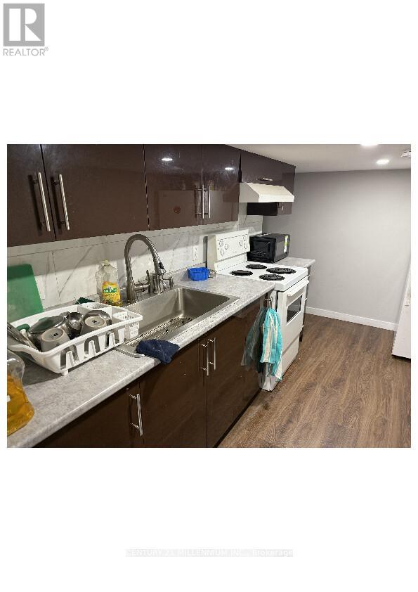 4123 Hickson Avenue, Niagara Falls (Downtown), Ontario  L2E 3K1 - Photo 7 - X12221494