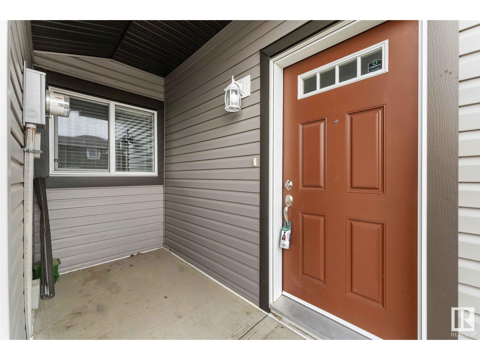 Property at 219 Brickyard PL image 2