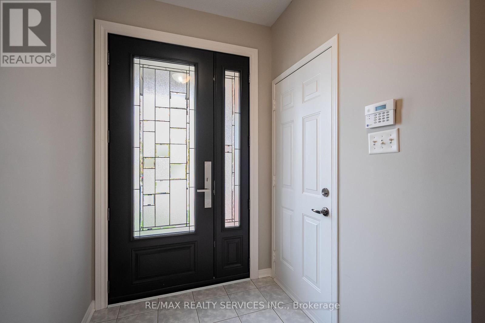 Property at 45 CULTURE CRESCENT image 3