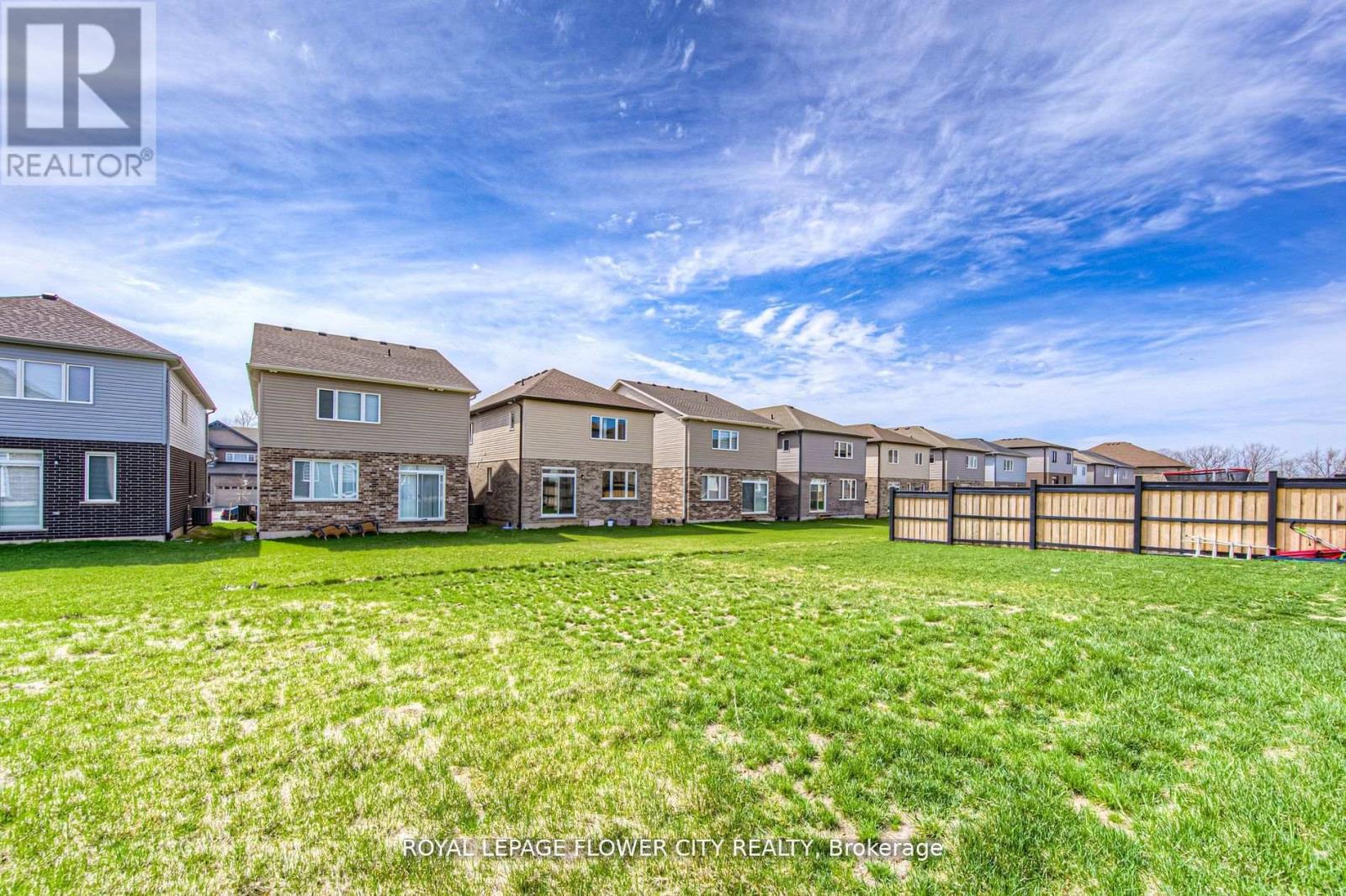 51 Beauchamp Drive, Cambridge, Ontario  N1S 0A2 - Photo 36 - X12148660