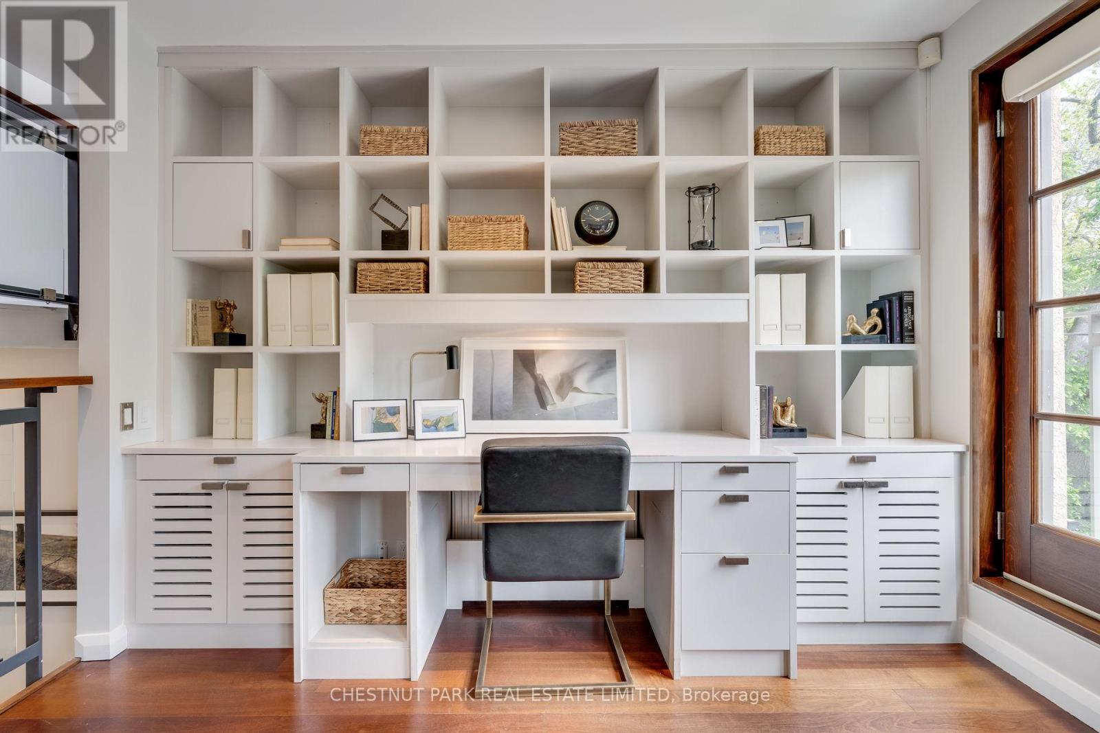 16 Inglewood Drive, Toronto, Ontario M4T 1G8 - Photo 17 - C12221574