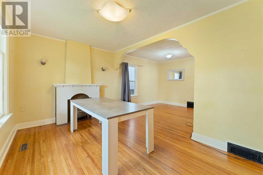 Property at 2612 26A Street SW image 5
