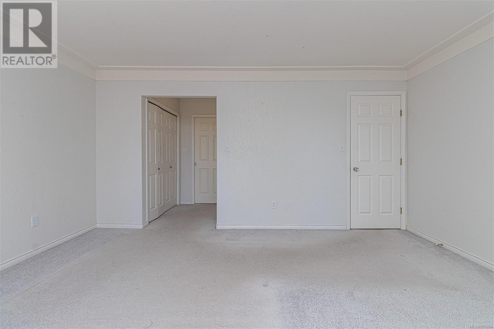 Property at 2212 Ayum Rd image 3