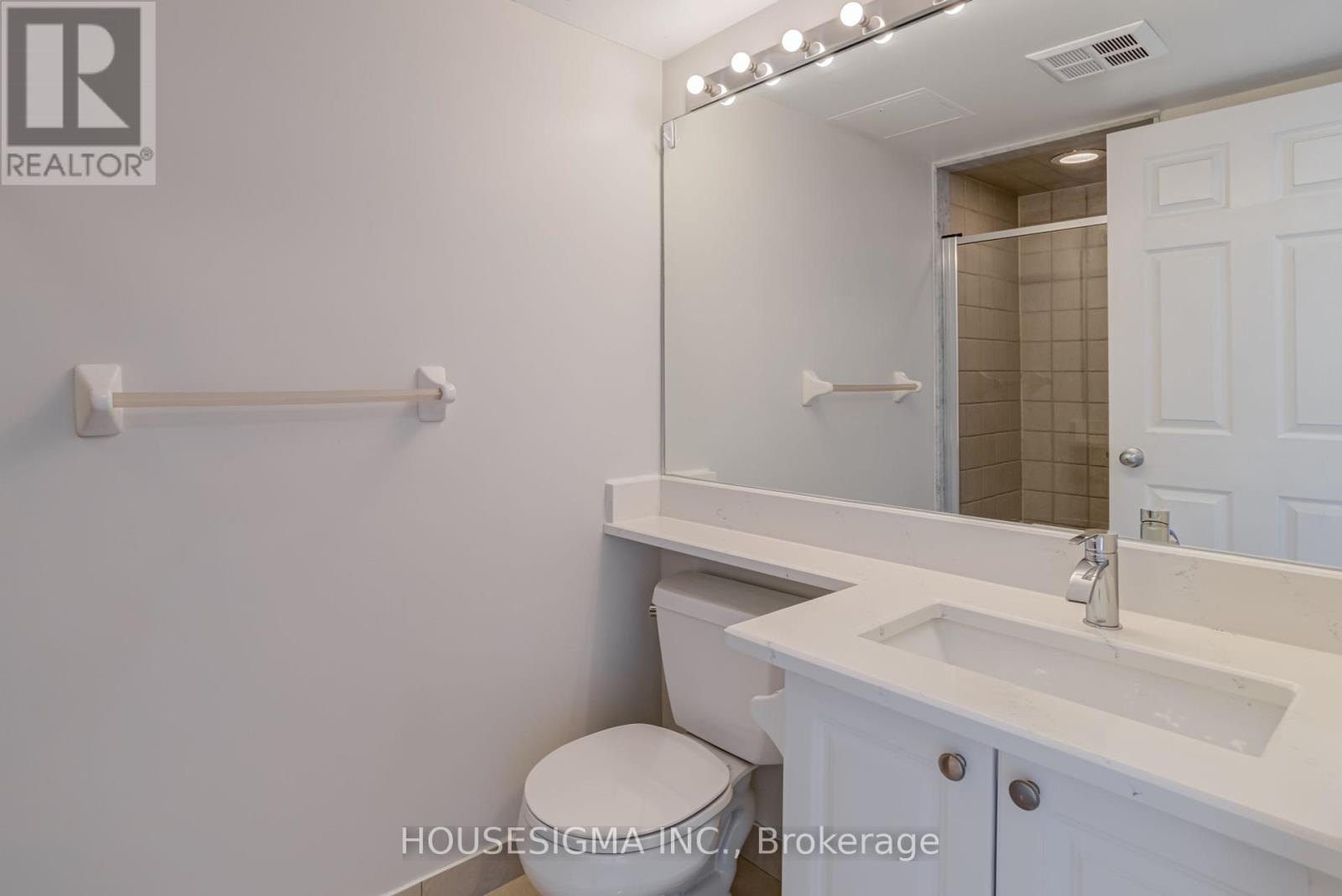 901 - 28 Harrison Garden Boulevard, Toronto (Willowdale East), Ontario  M2N 7B5 - Photo 16 - C12221614