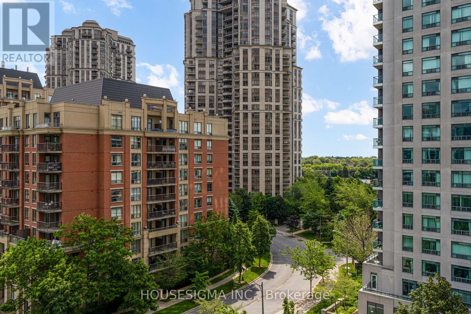 901 - 28 Harrison Garden Boulevard, Toronto (Willowdale East), Ontario  M2N 7B5 - Photo 20 - C12221614