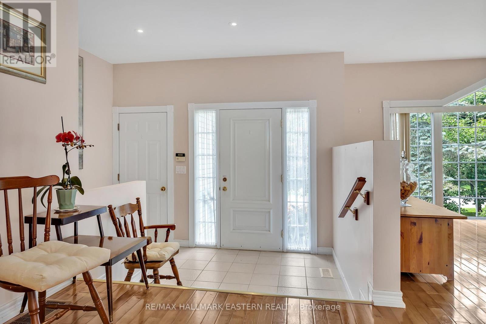 Property at 75 OXFORD STREET image 5