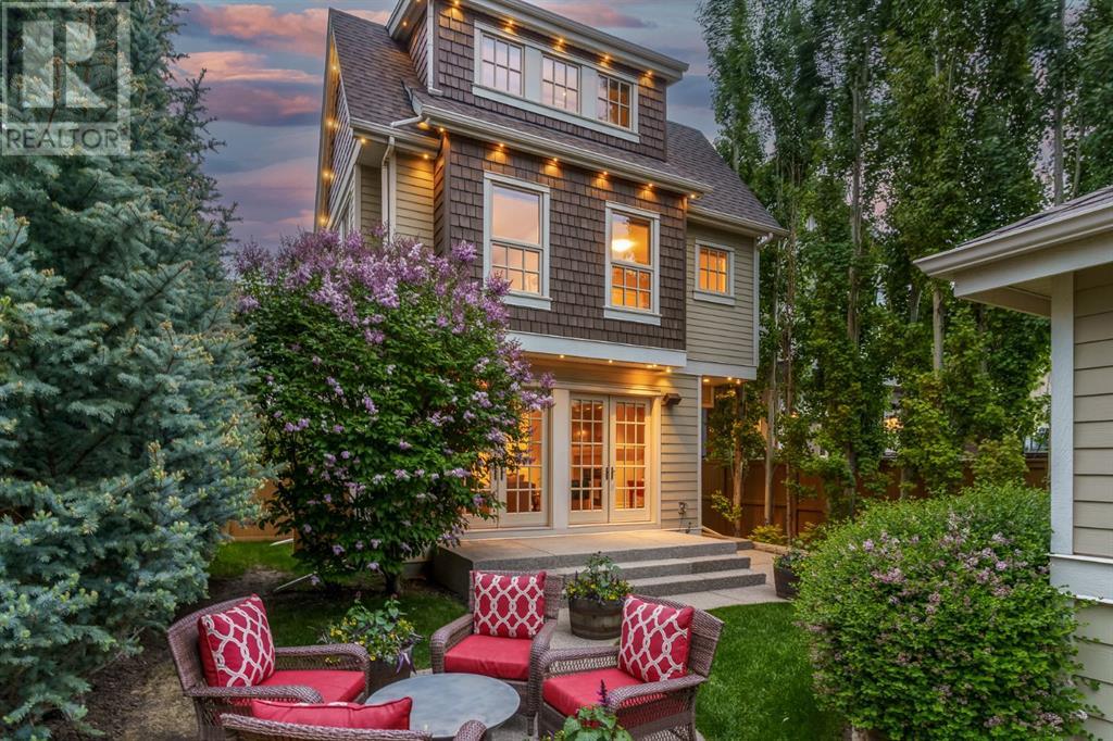 Property at 4001 18 Street SW image 3