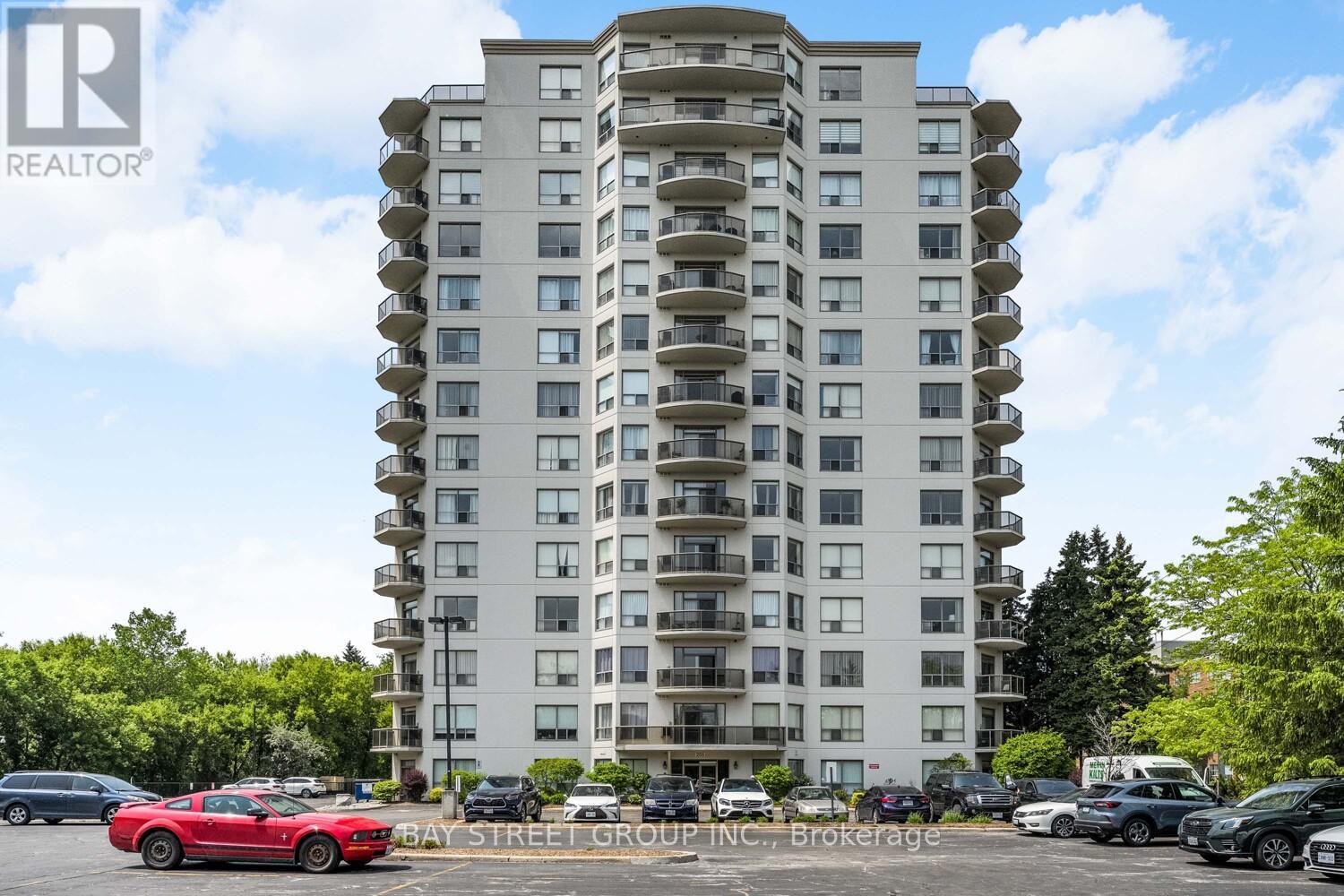 606 - 255 Keats Way, Waterloo, Ontario  N2L 6N6 - Photo 1 - X12221625