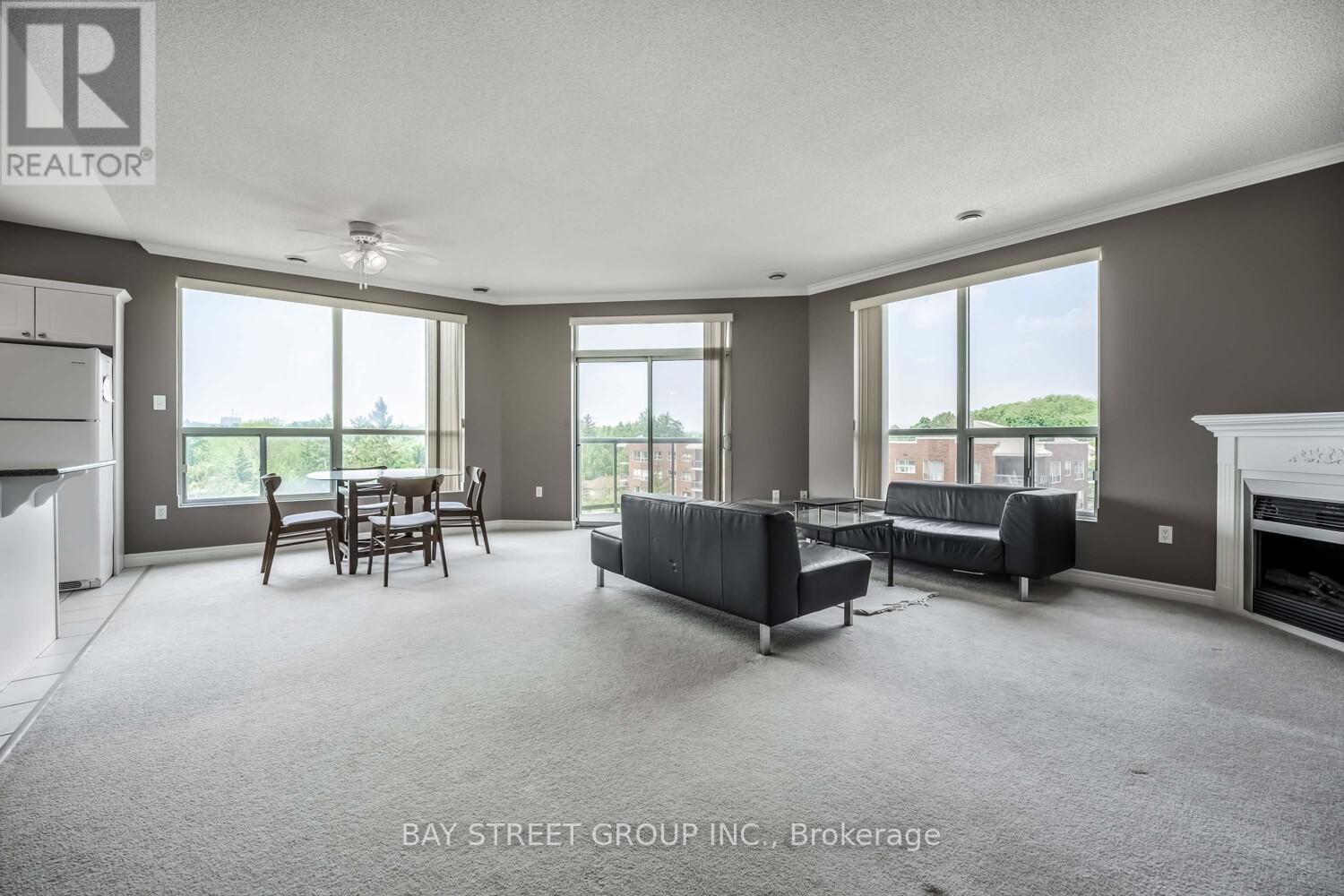 606 - 255 Keats Way, Waterloo, Ontario  N2L 6N6 - Photo 10 - X12221625