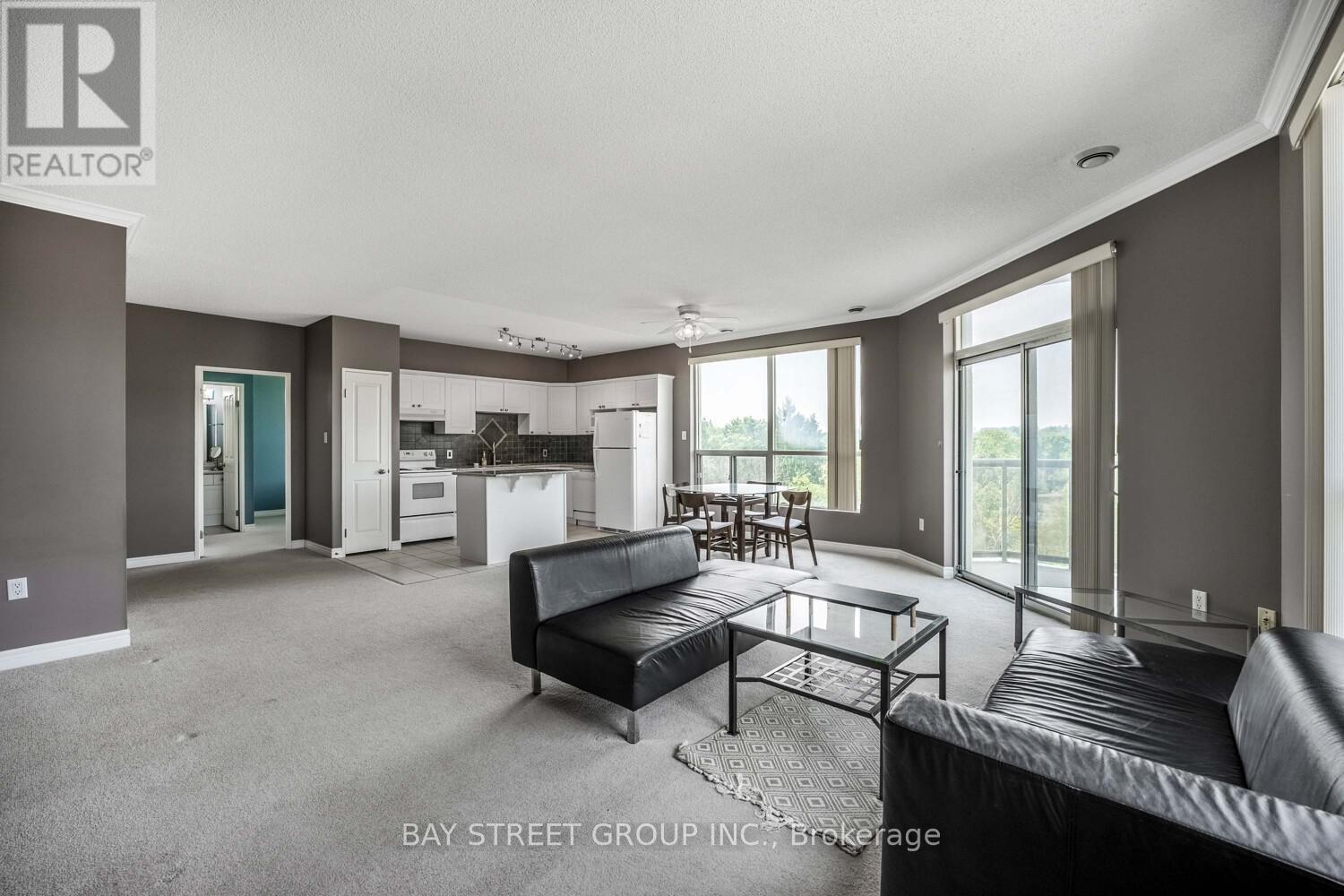 606 - 255 Keats Way, Waterloo, Ontario  N2L 6N6 - Photo 12 - X12221625