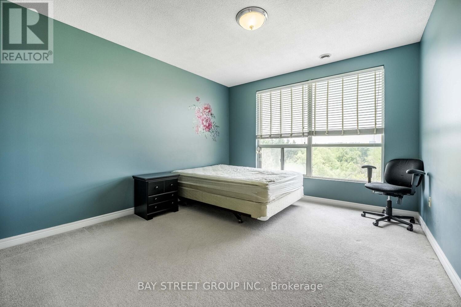 606 - 255 Keats Way, Waterloo, Ontario  N2L 6N6 - Photo 19 - X12221625