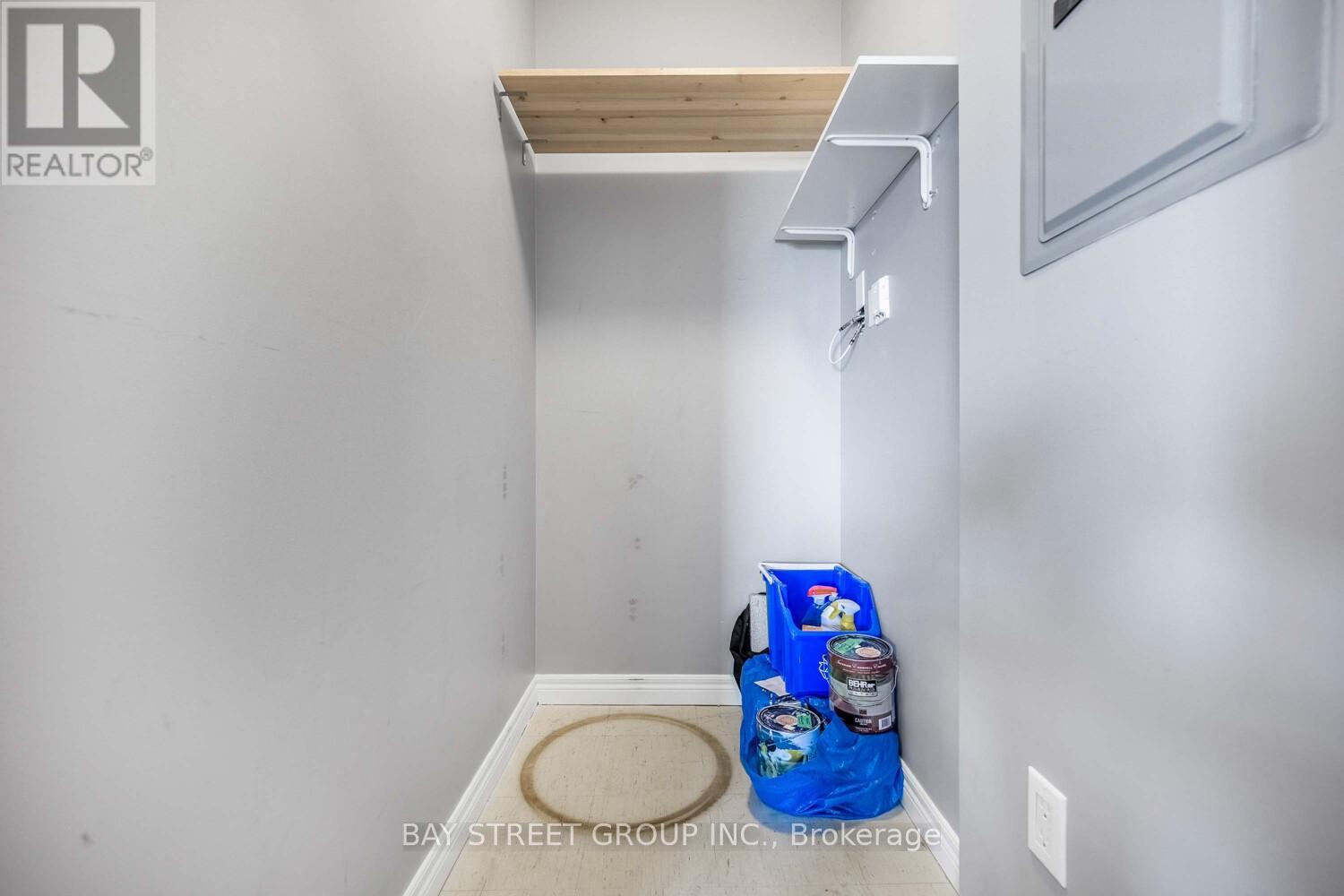 606 - 255 Keats Way, Waterloo, Ontario  N2L 6N6 - Photo 27 - X12221625