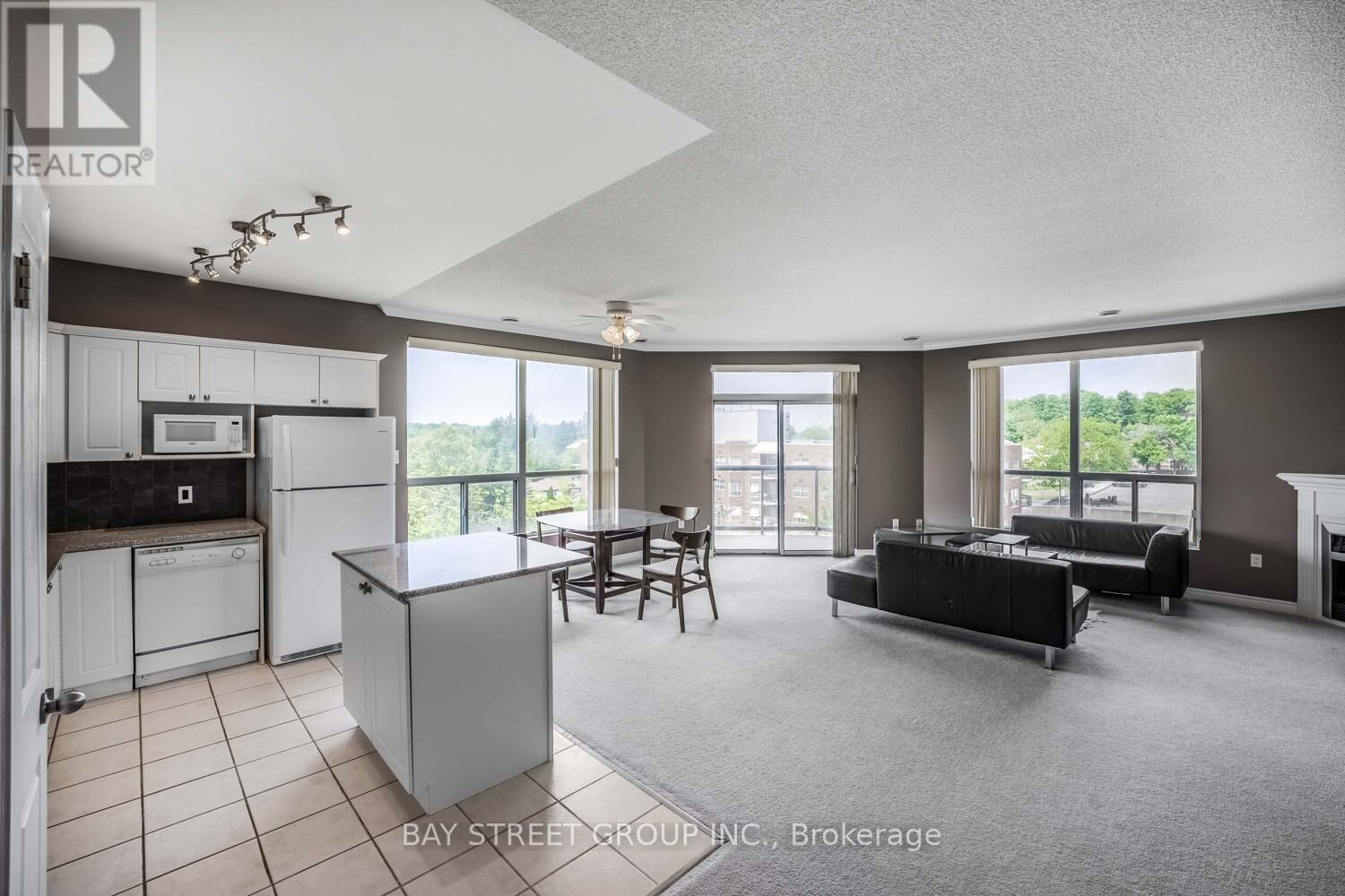 606 - 255 Keats Way, Waterloo, Ontario  N2L 6N6 - Photo 8 - X12221625