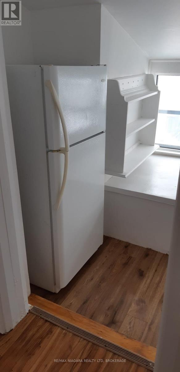 Property at 146 BURGAR STREET image 3