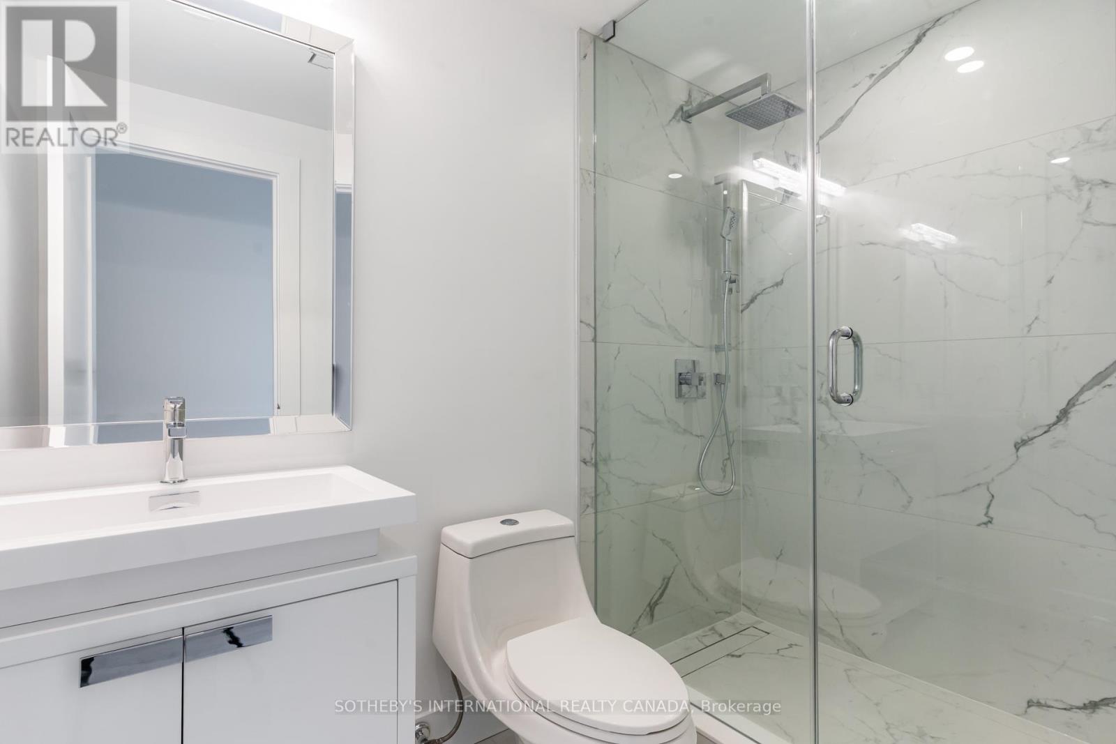 15 Burrard Road, Toronto (Elms-Old Rexdale), Ontario  M9W 3T1 - Photo 12 - W12221638