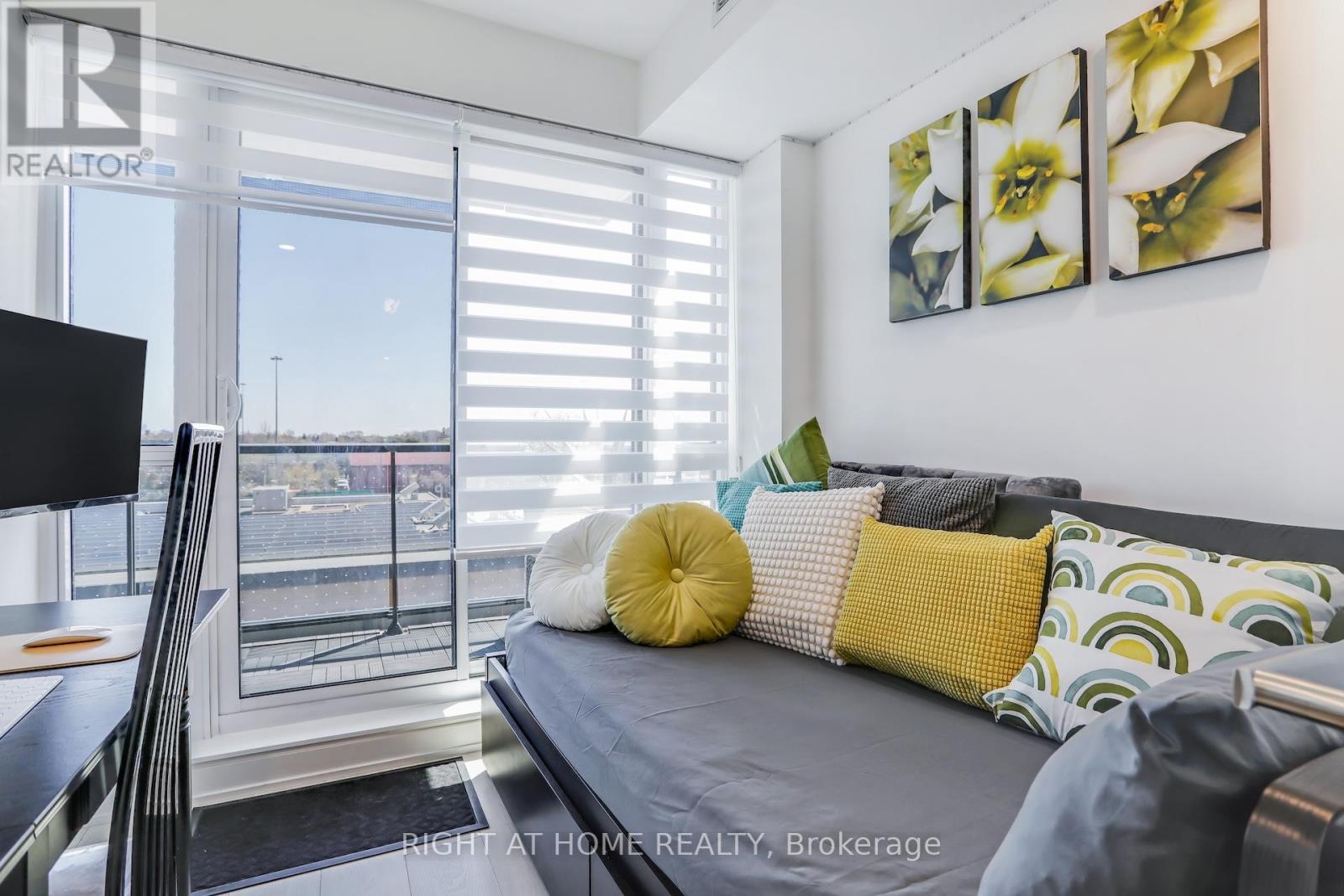 402 - 31 Tippett Road, Toronto (Clanton Park), Ontario  M3H 0C8 - Photo 13 - C12221679