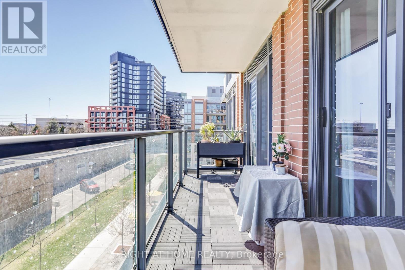 402 - 31 Tippett Road, Toronto (Clanton Park), Ontario  M3H 0C8 - Photo 21 - C12221679