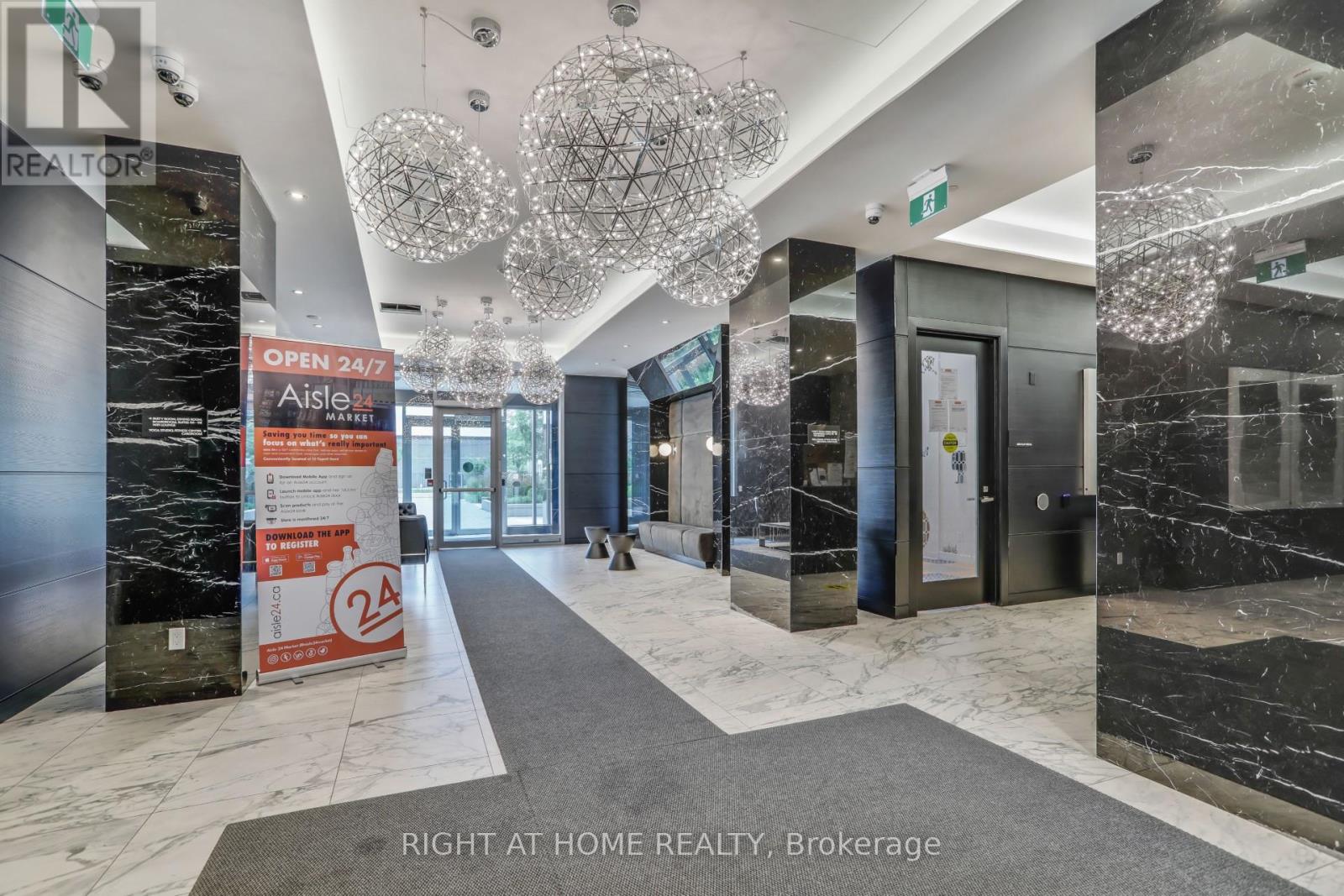 402 - 31 Tippett Road, Toronto (Clanton Park), Ontario  M3H 0C8 - Photo 29 - C12221679