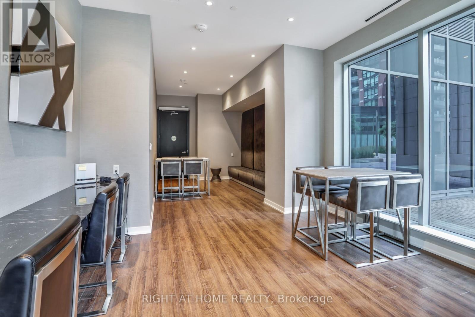 402 - 31 Tippett Road, Toronto (Clanton Park), Ontario  M3H 0C8 - Photo 35 - C12221679