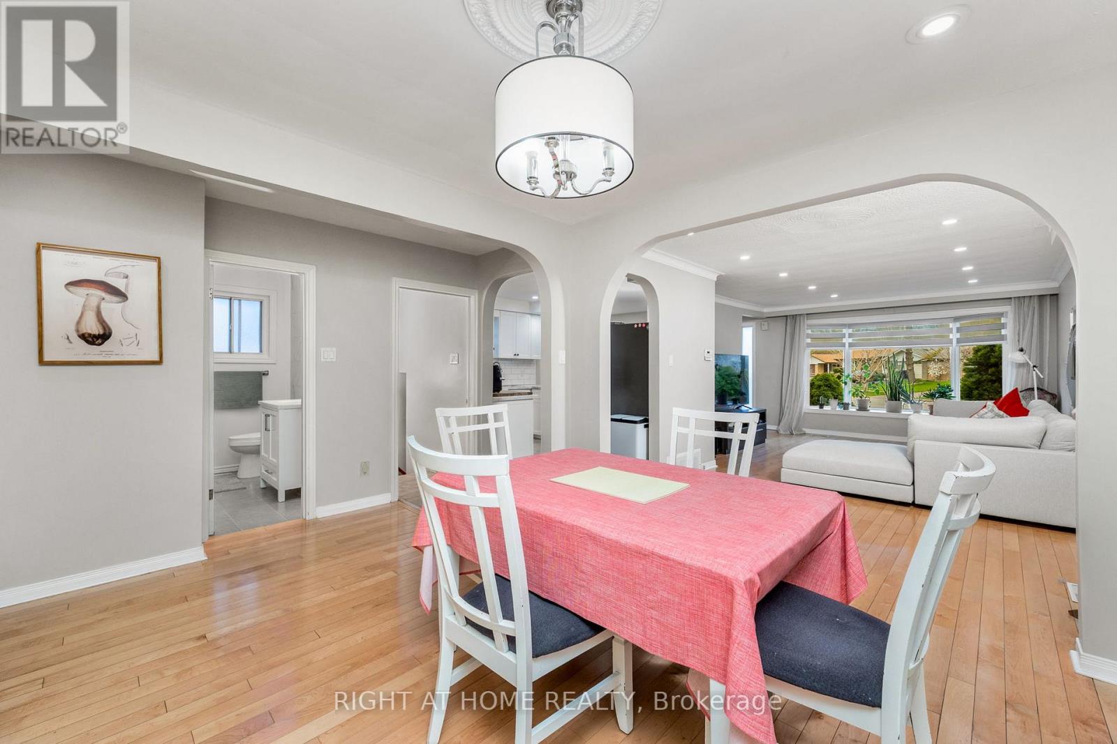 Property at 15 DALCOURT DRIVE image 3