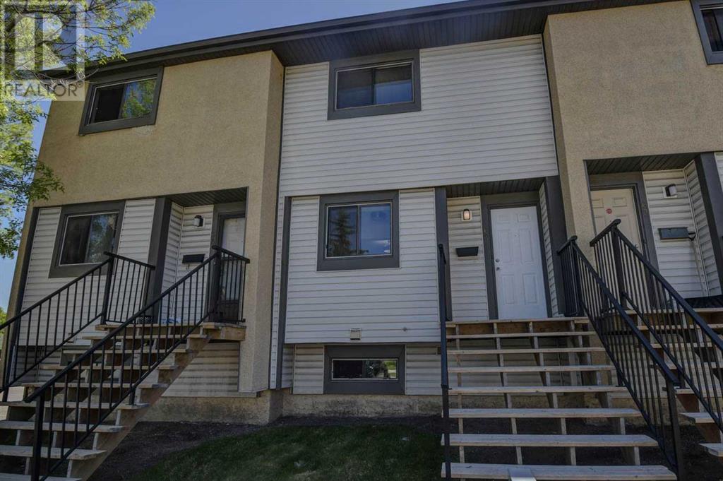 Property at 64, 2720 Rundleson Road NE image 3