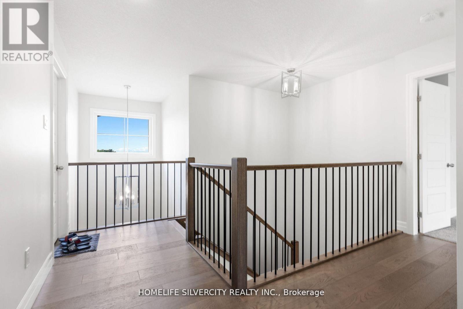 1937 Boardwalk Way, London South, Ontario N6K 4P9 - Photo 7 - X12221696