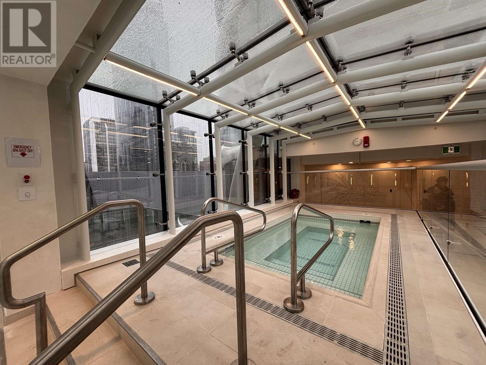 Listing Picture 35 of 40 : 2702 1033 NELSON STREET, Vancouver / 溫哥華 - 魯藝地產 Yvonne Lu Group - MLS Medallion Club Member