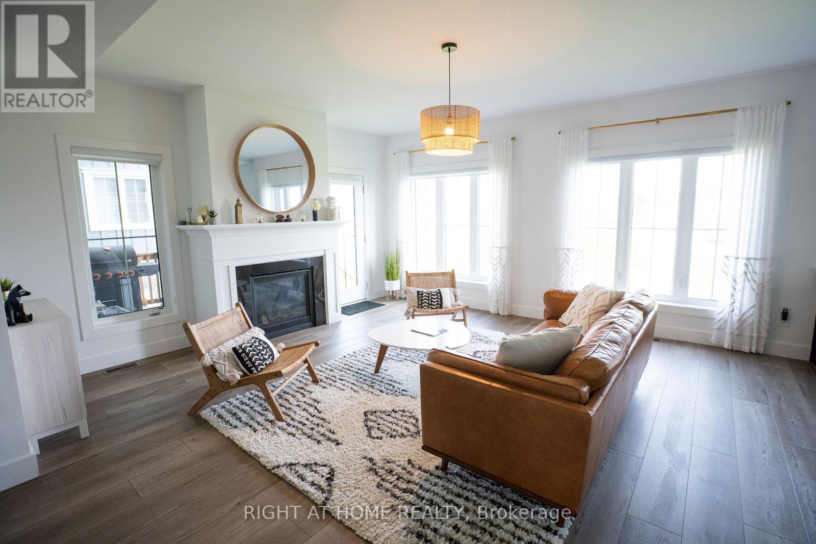 114 Black Willow Crescent, Blue Mountains, Ontario  L9Y 5L8 - Photo 7 - X12208484