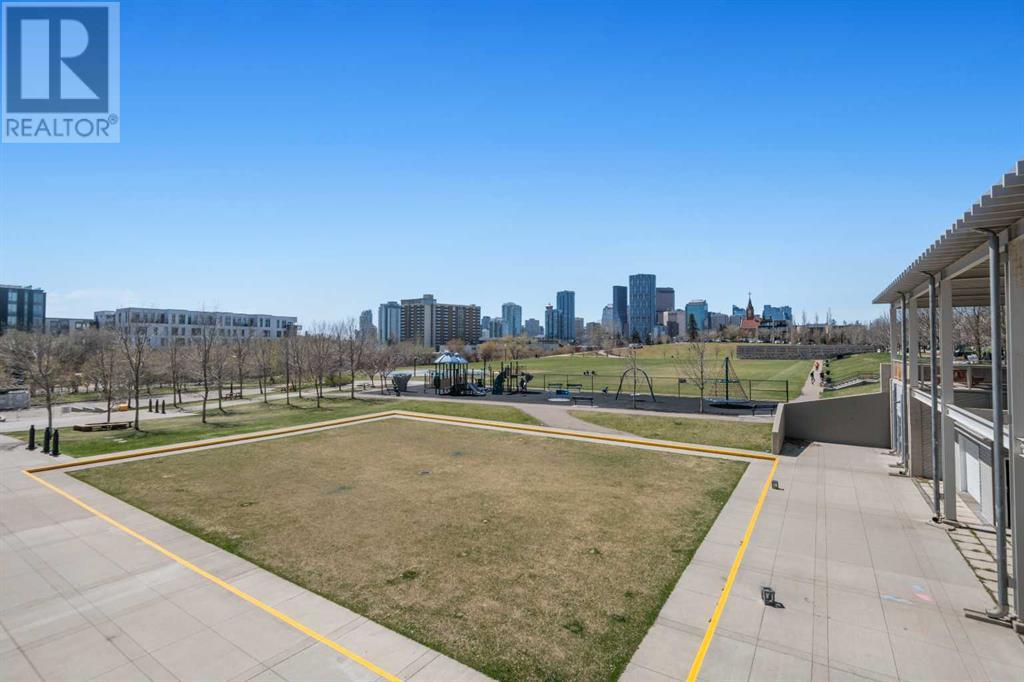 Property at 524, 990 Centre Avenue NE image 3