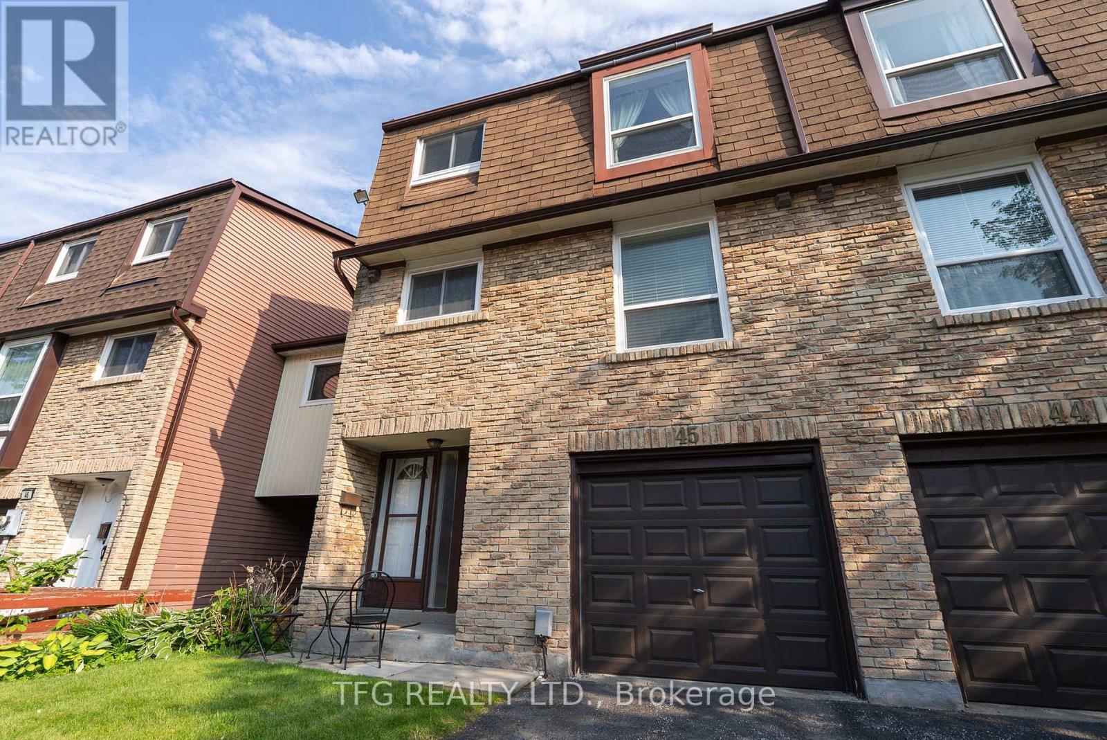 Property at 45 - 222 PEARSON STREET image 2