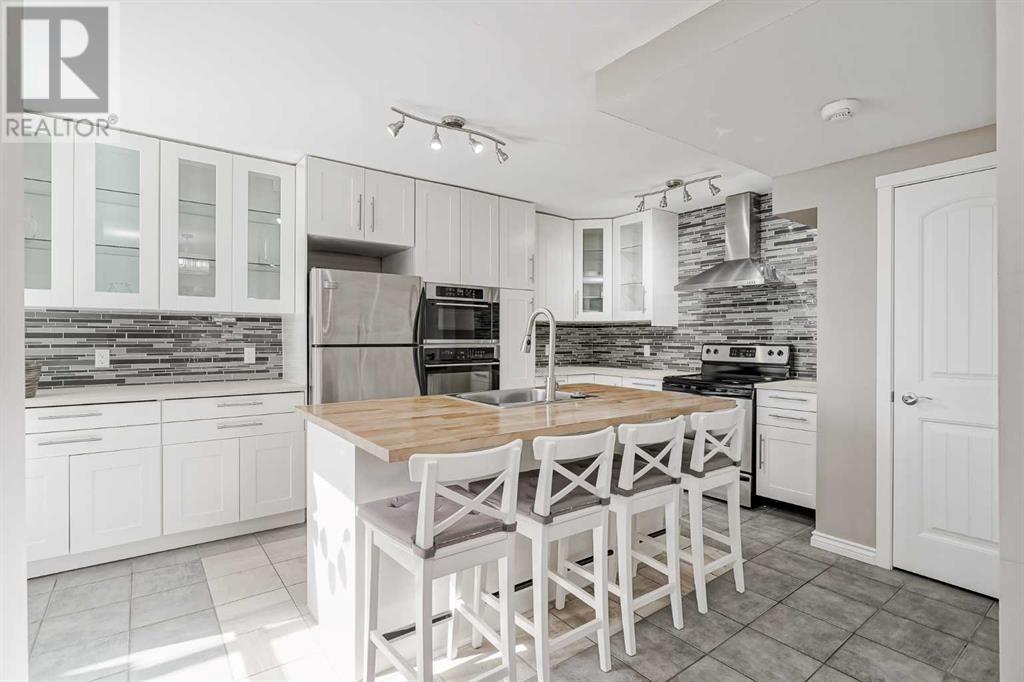 Property at 47, 10401 19 Street SW image 1