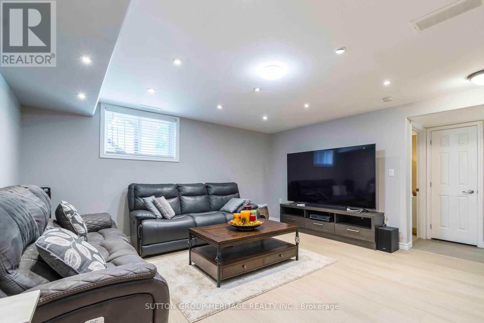 39 Lakewood Crescent, Quinte West, Ontario  K8V 5P4 - Photo 25 - X12221719