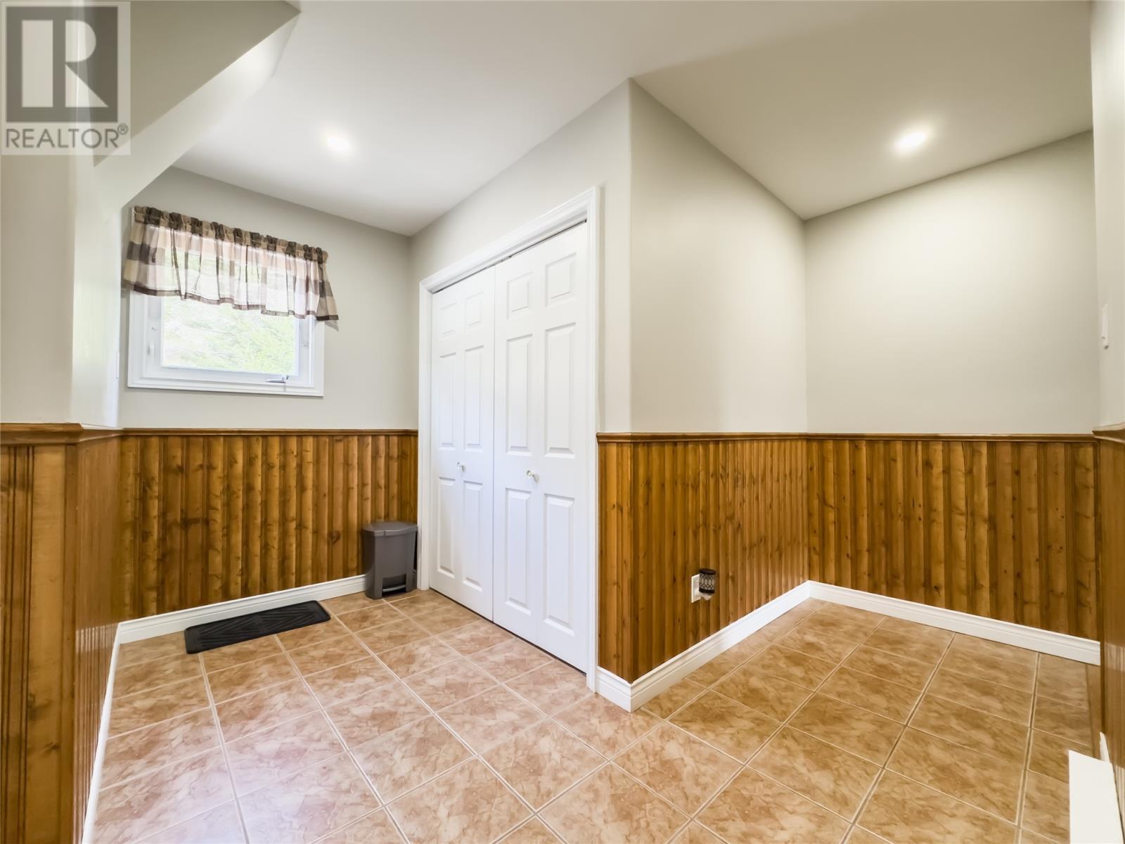 Property at 43 Winterland Road image 4