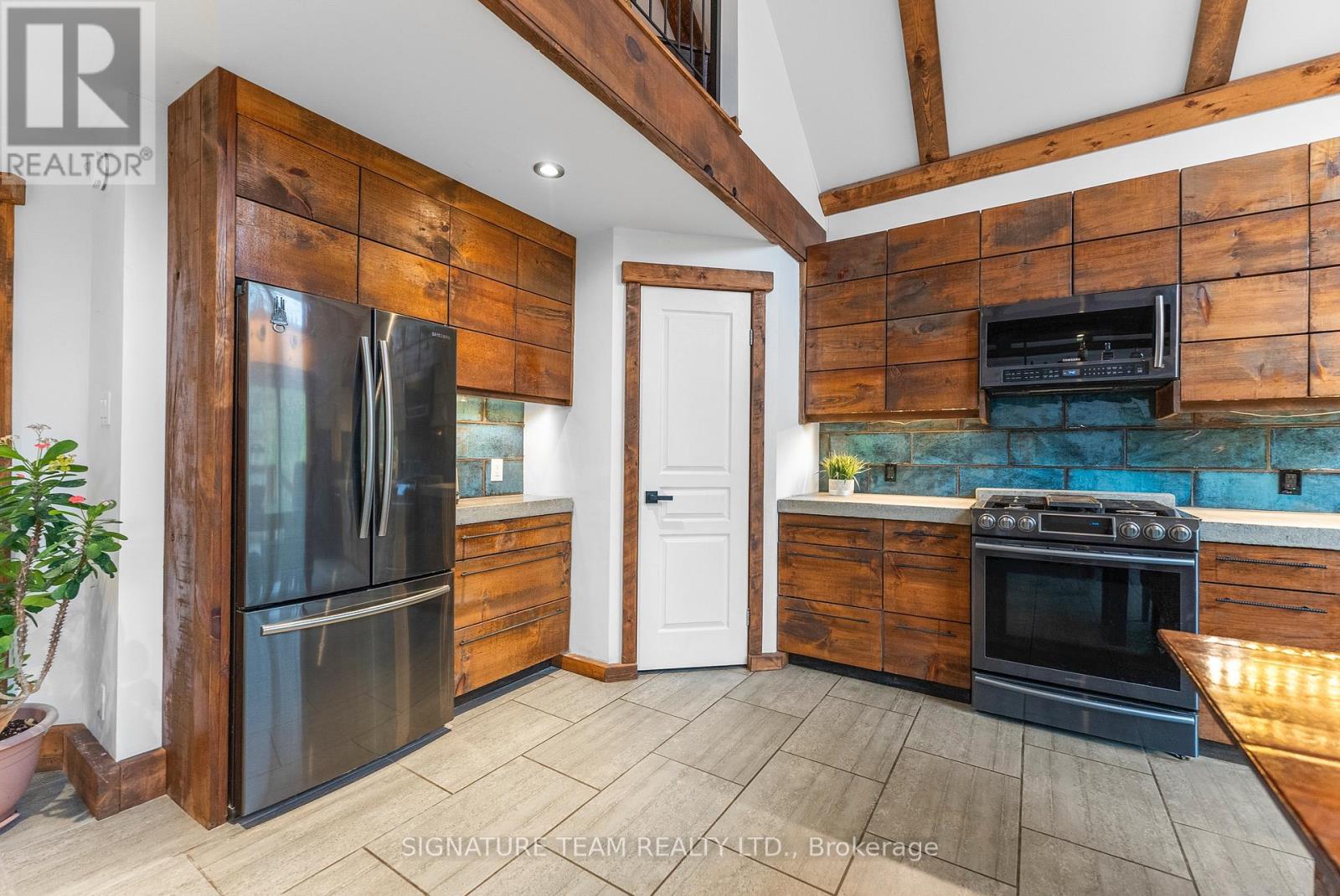65b Recoskie Lane, Killaloe, Ontario  K0J 2A0 - Photo 13 - X12220631
