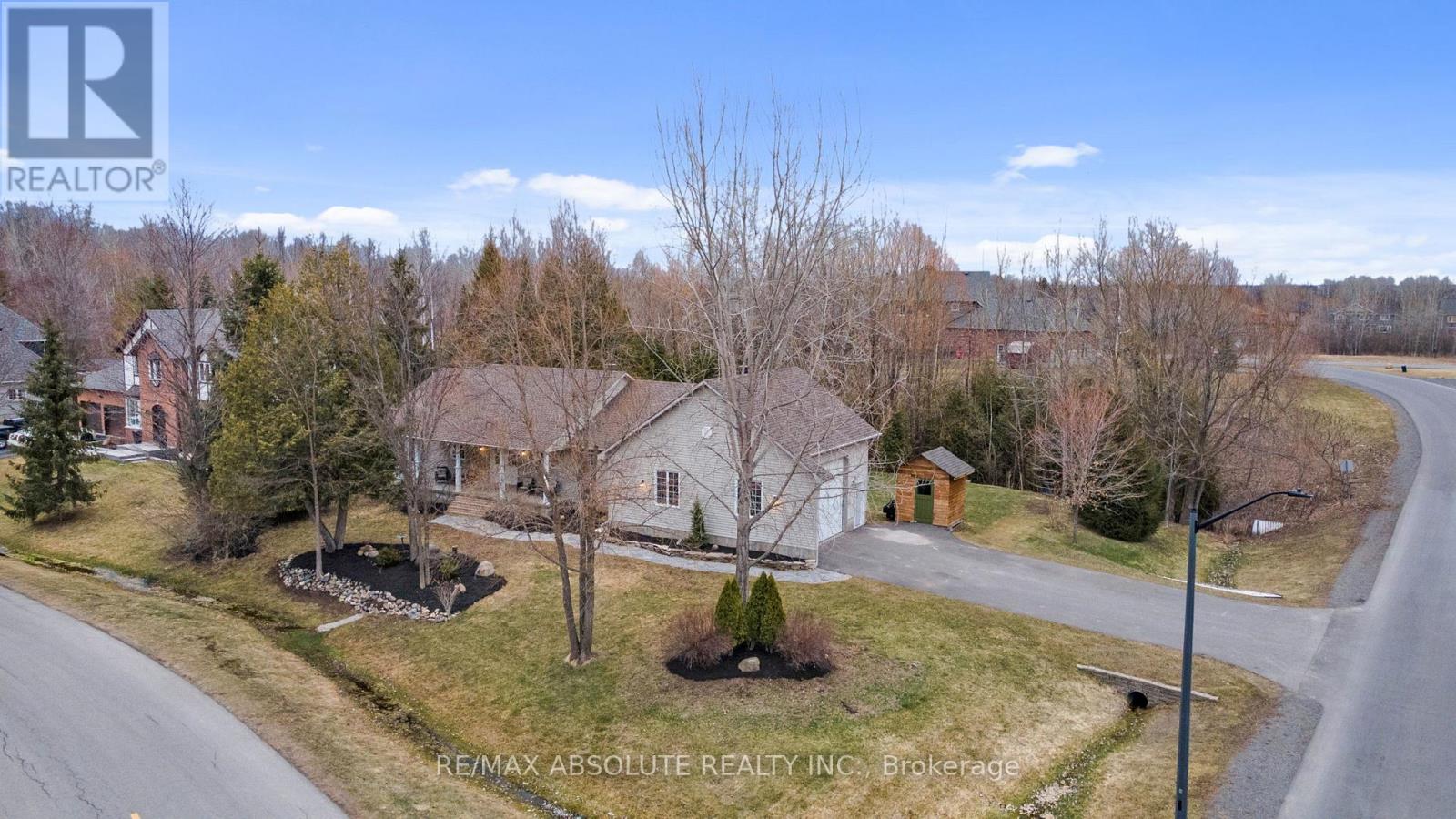 Property at 1601 SHAUNA CRESCENT image 2
