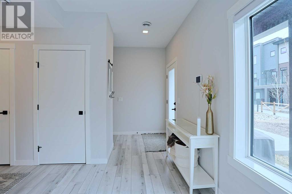 Property at 255 Greenbriar Common NW image 5
